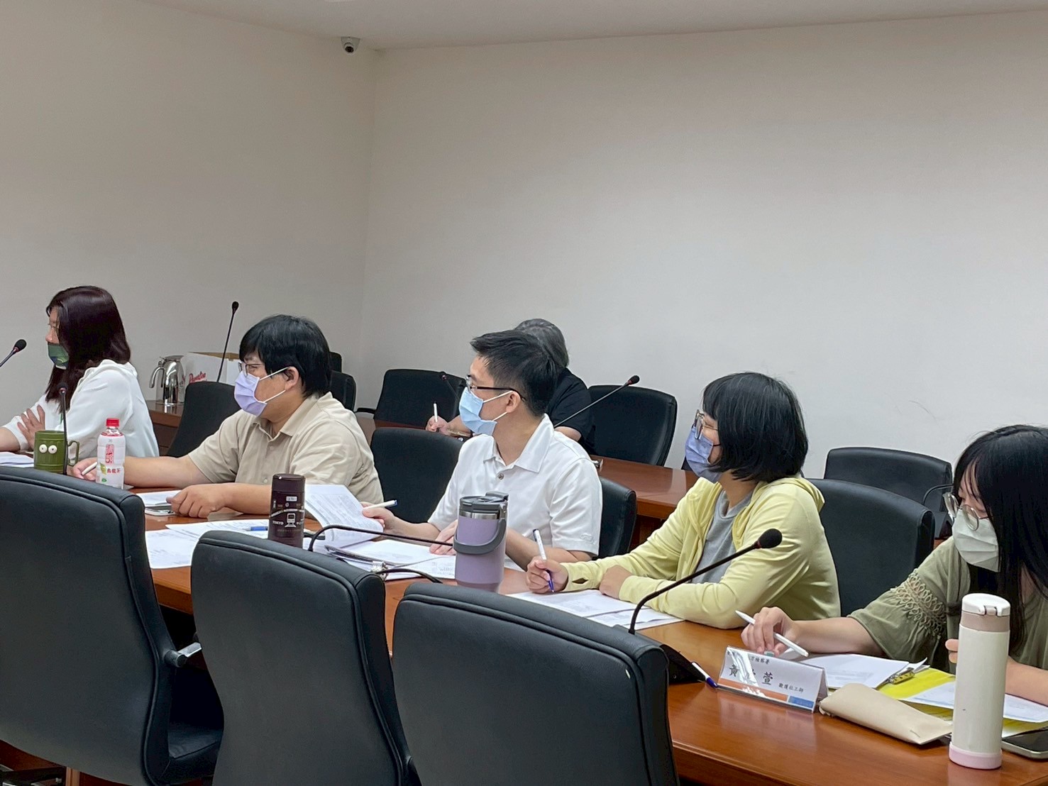 3.由本署臨床心理師，觀護心理師及社工師報告，討論社區轉銜合作執行細節